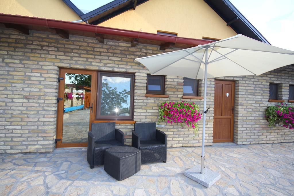 Guest House Vila Alexandar Palić Exterior foto